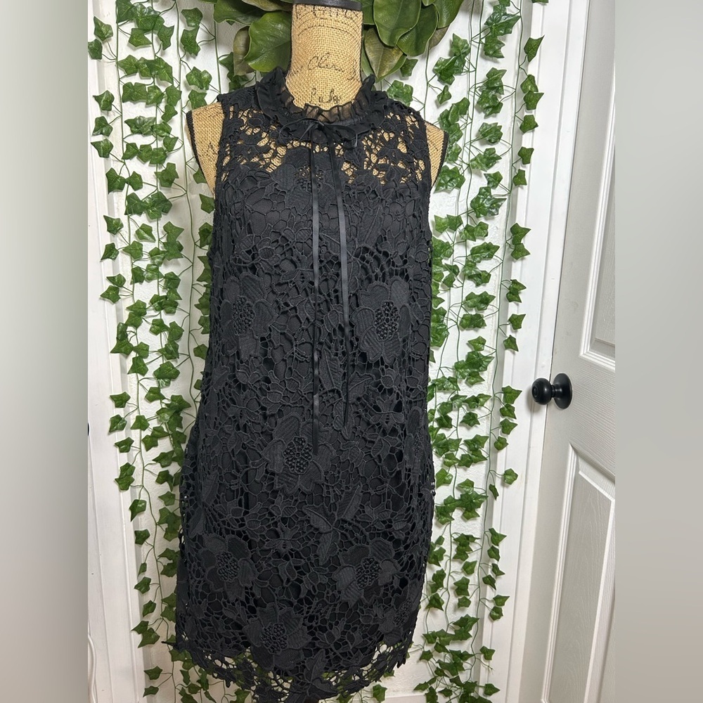 Kensie Black Sheath Mini Dress Mock Neck Sleeveless